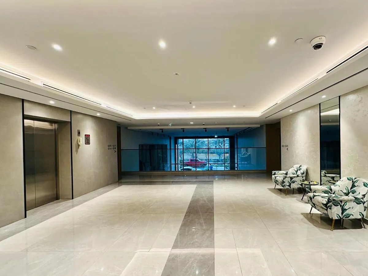 Lägenhet Peaceful 2 Bed Oasis Suite In Jvc Dubai Förenade Arabemiraten