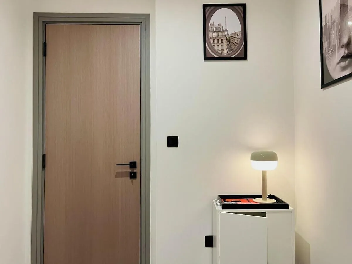 Peaceful 2 Bed Oasis Suite In Jvc Dubai 0*,