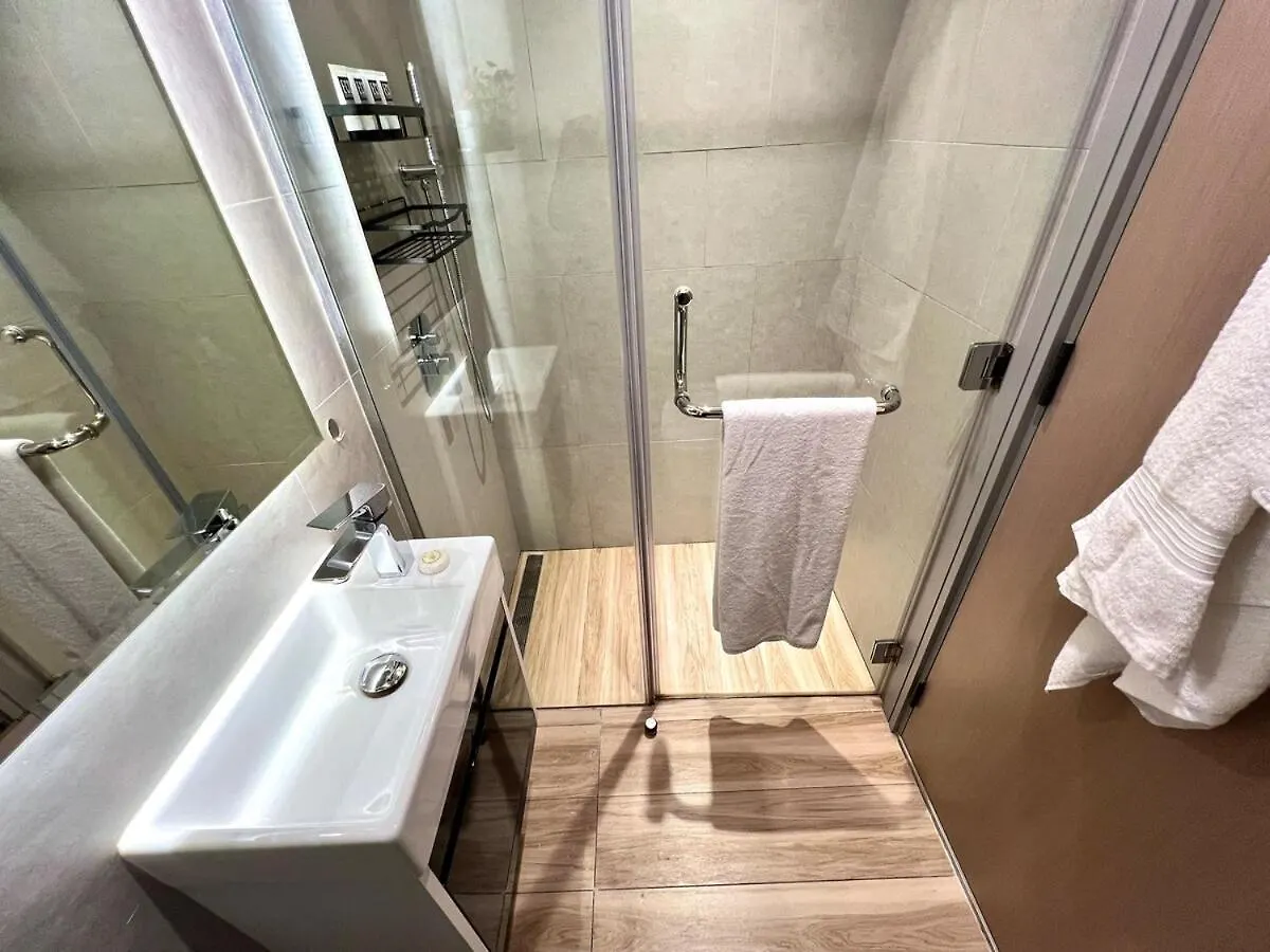 Peaceful 2 Bed Oasis Suite In Jvc Dubai