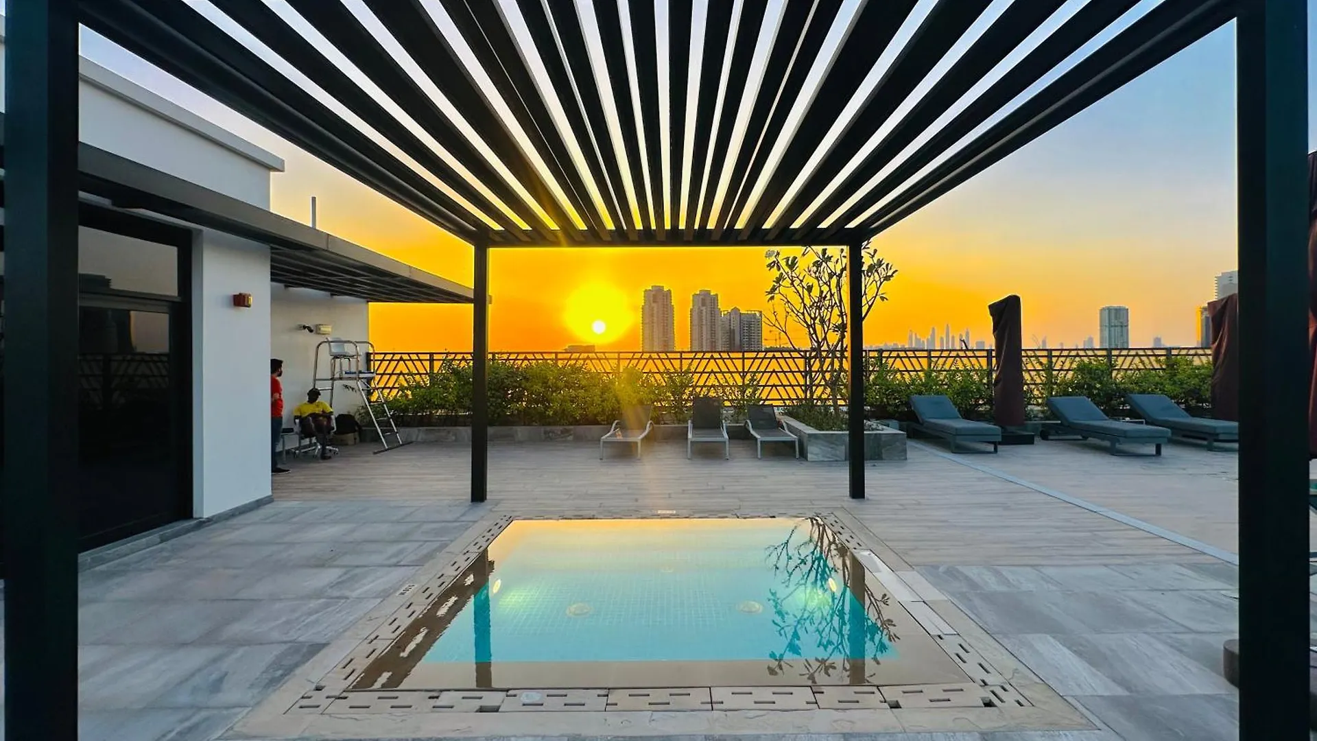 Peaceful 2 Bed Oasis Suite In Jvc Dubai United Arab Emirates