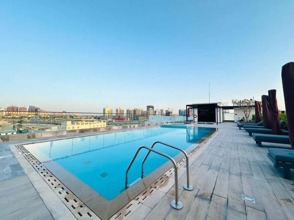 Peaceful 2 Bed Oasis Suite In Jvc Dubai