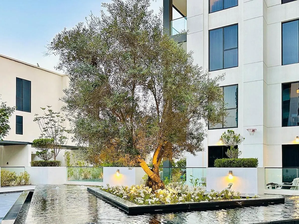 Peaceful 2 Bed Oasis Suite In Jvc Dubai
