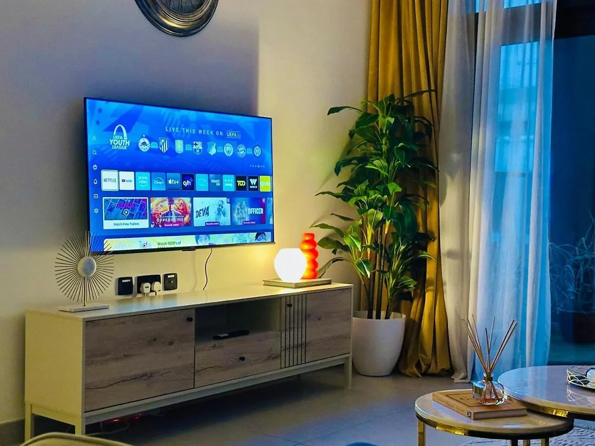 Apartment Peaceful 2 Bed Oasis Suite In Jvc Dubai