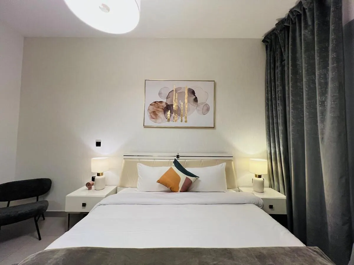 Peaceful 2 Bed Oasis Suite In Jvc Dubai